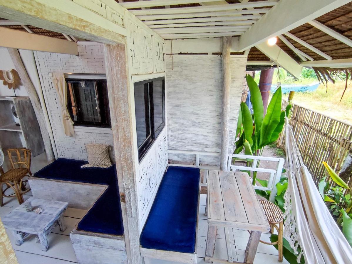 The Surf Shacks - Beach House, Aircon, Fast Wifi General Luna  Eksteriør billede
